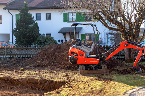 How does the made in china mini excavator work in the cold winter?